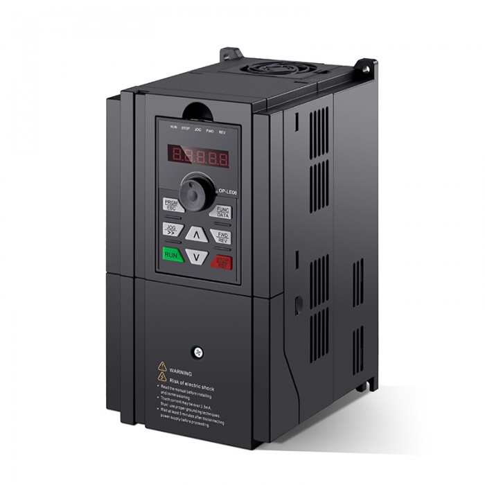 BD600 Serie VFD Variador de frecuencia 5HP 3,7KW 15A Convertidor de frecuencia trifásico 220V Convertidor VFD